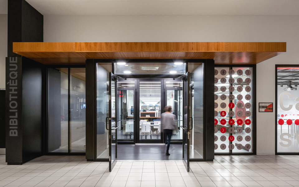 Glass.Mapper.Sc.Fields.Image?.Alt